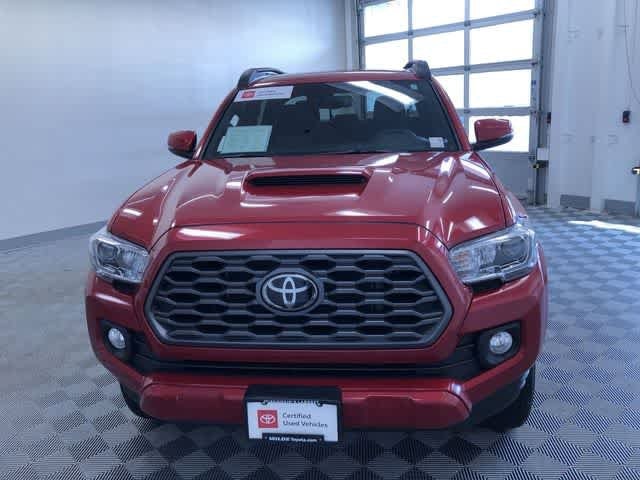 Thumbnail: 2022 Toyota Tacoma - 8