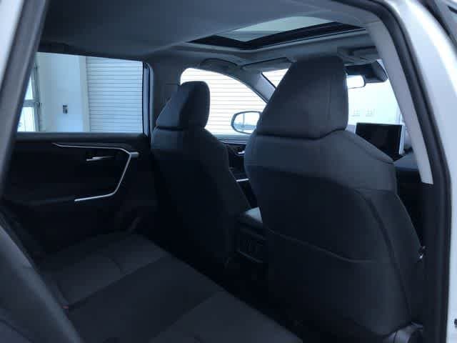 Thumbnail: 2025 Toyota RAV4 - 21