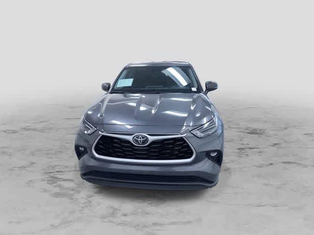 Thumbnail: 2024 Toyota Highlander - 4