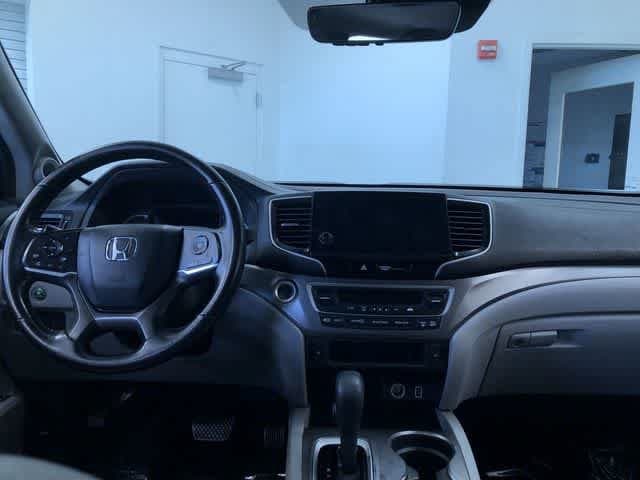 Thumbnail: 2019 Honda Pilot - 16