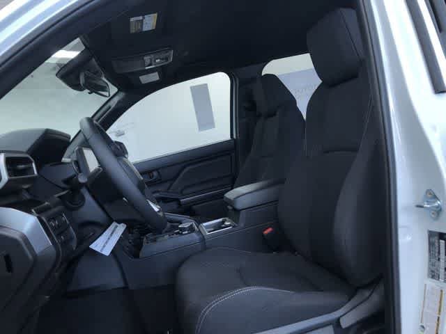 Thumbnail: 2025 Toyota 4Runner - 10