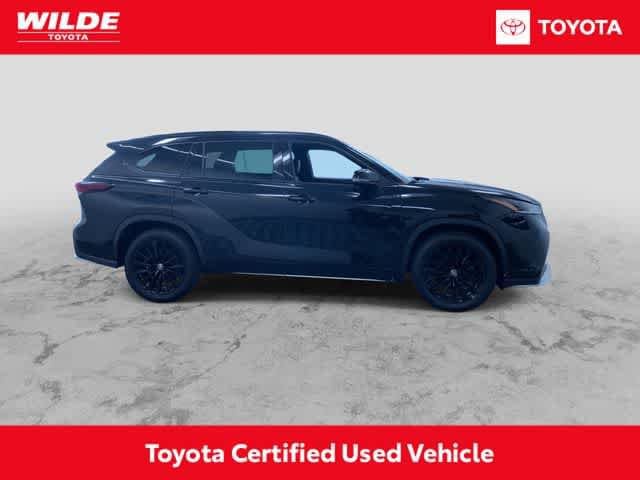 Thumbnail: 2025 Toyota Highlander - 2