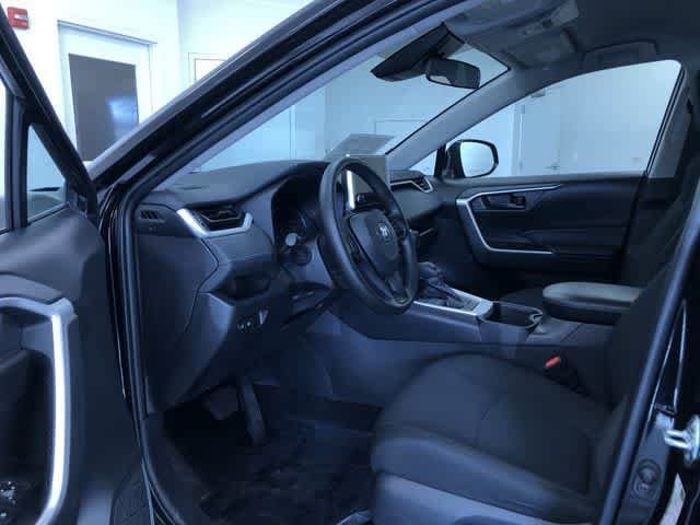 Thumbnail: 2025 Toyota RAV4 - 10