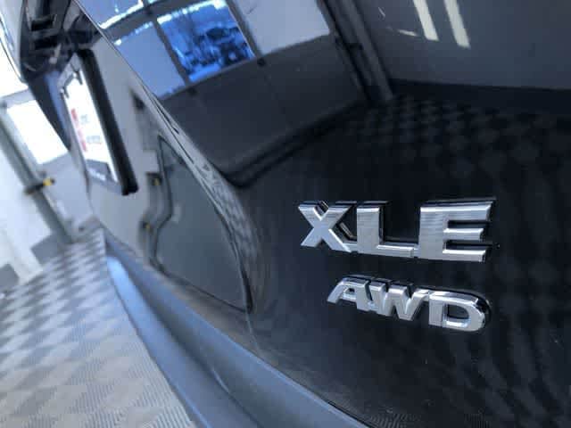 Thumbnail: 2025 Toyota RAV4 - 15