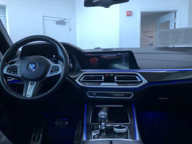 Thumbnail: 2021 BMW M5 - 18