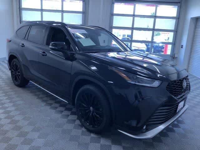Thumbnail: 2025 Toyota Highlander - 37