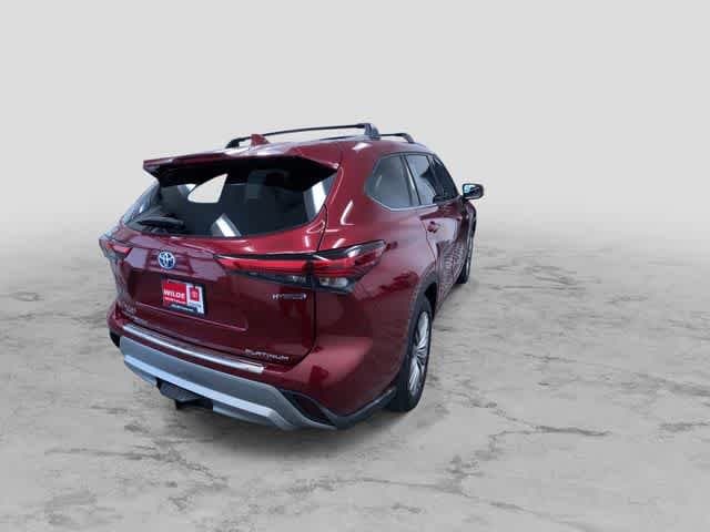 Thumbnail: 2020 Toyota Highlander - 9