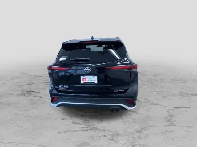 Thumbnail: 2025 Toyota Highlander - 8