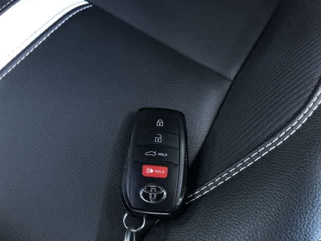 Thumbnail: 2025 Toyota Camry - 23