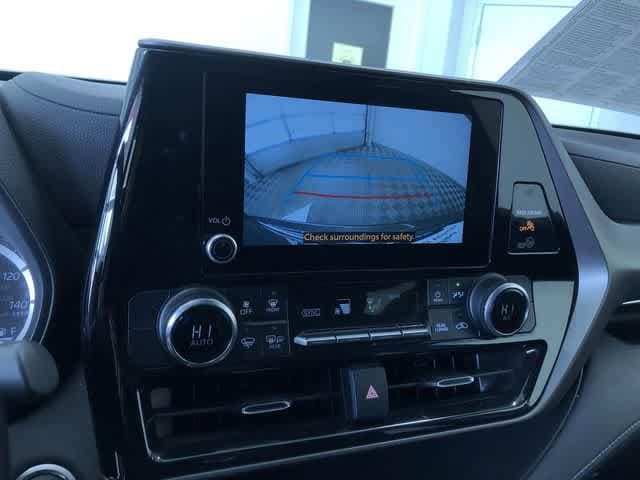 Thumbnail: 2024 Toyota Highlander - 29