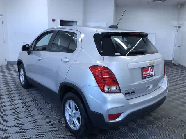 Thumbnail: 2017 Chevrolet Trax - 13