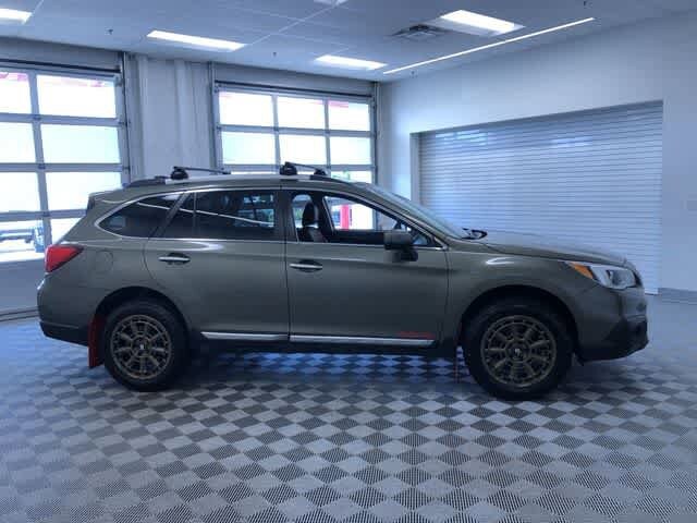 Thumbnail: 2017 Subaru Outback - 35