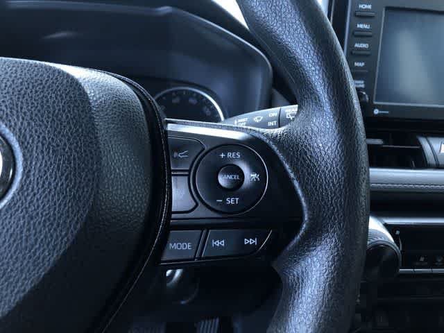Thumbnail: 2020 Toyota RAV4 - 25