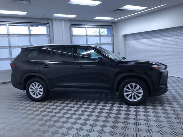 Thumbnail: 2025 Toyota Grand Highlander - 37