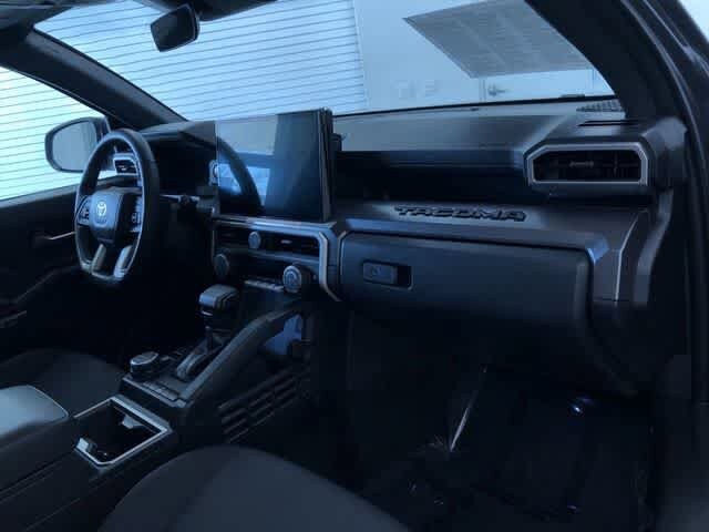 Thumbnail: 2025 Toyota Tacoma - 18