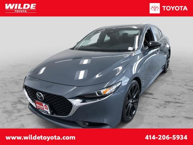 2023 Mazda Mazda3 Carbon Edition -
                West Allis, WI