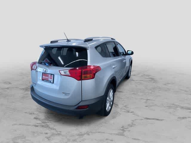 Thumbnail: 2013 Toyota RAV4 - 9