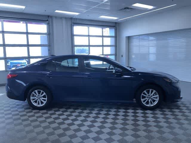 Thumbnail: 2025 Toyota Camry - 36