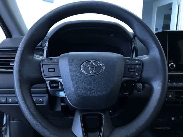 Thumbnail: 2025 Toyota Camry - 25