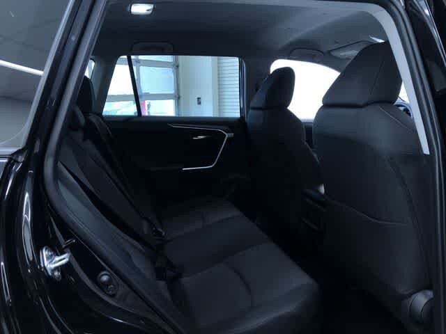 Thumbnail: 2025 Toyota RAV4 - 21