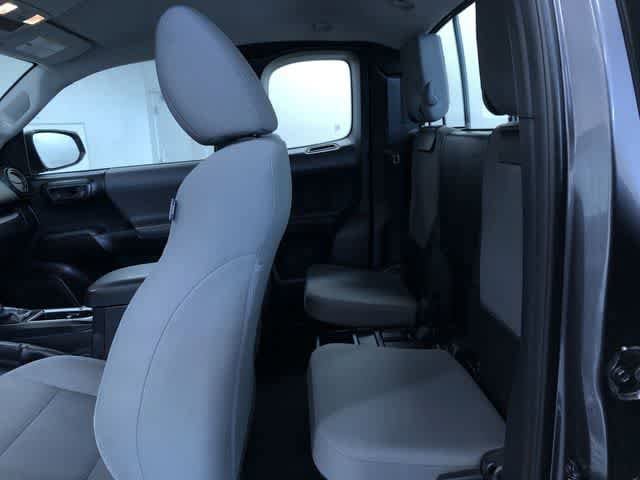 Thumbnail: 2017 Toyota Tacoma - 13