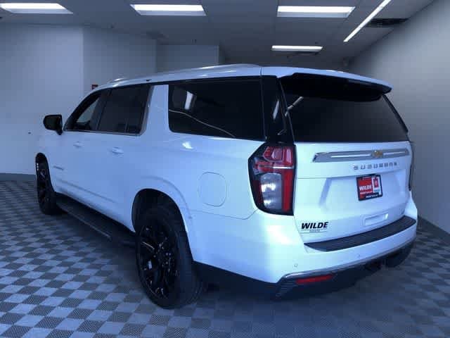 Thumbnail: 2022 Chevrolet Suburban - 4