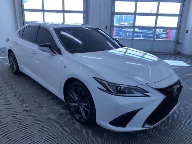 Thumbnail: 2019 Lexus ES - 36