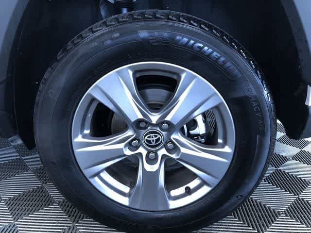 Thumbnail: 2025 Toyota RAV4 - 16