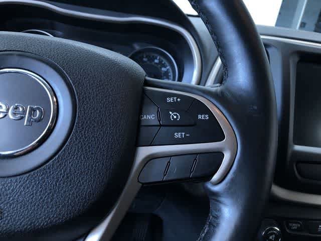 Thumbnail: 2015 Jeep Cherokee - 19