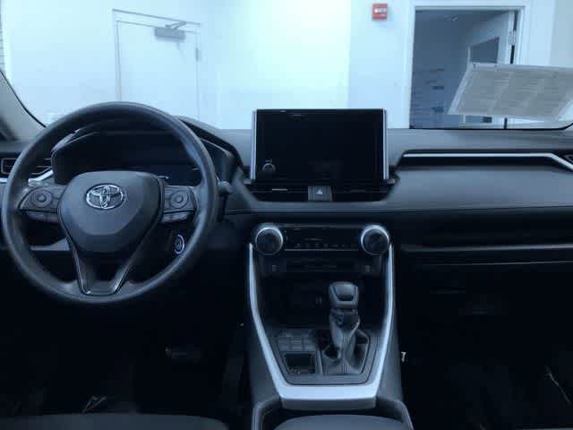 Thumbnail: 2025 Toyota RAV4 - 17