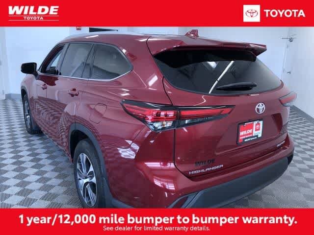 Thumbnail: 2022 Toyota Highlander - 4