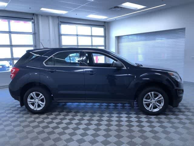 Thumbnail: 2016 Chevrolet Equinox - 35