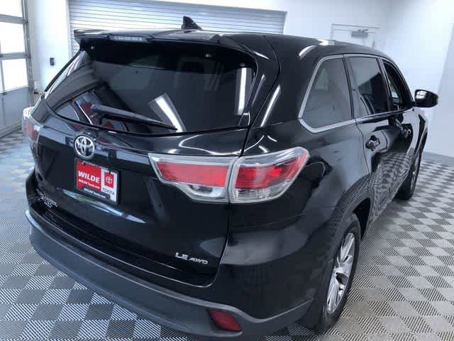 Thumbnail: 2015 Toyota Highlander - 34