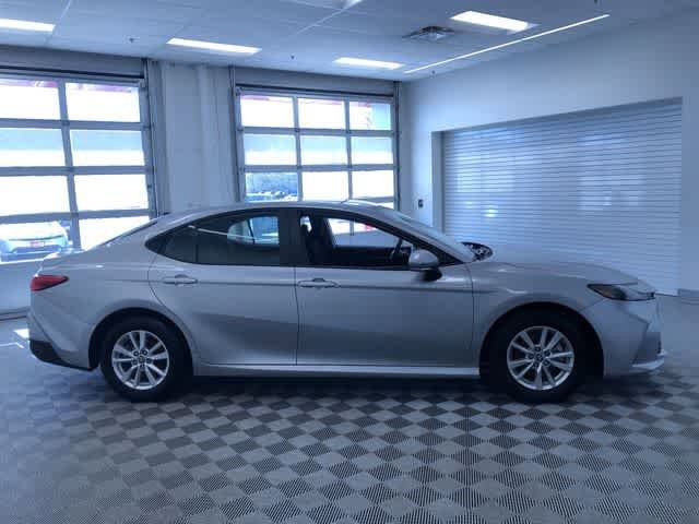 Thumbnail: 2025 Toyota Camry - 34