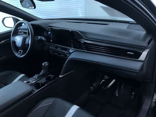 Thumbnail: 2025 Toyota Camry - 15