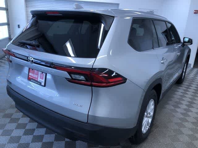 Thumbnail: 2025 Toyota Grand Highlander - 36