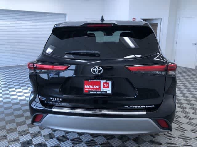 Thumbnail: 2020 Toyota Highlander - 5