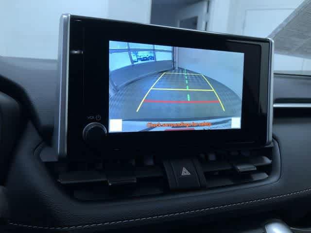 Thumbnail: 2025 Toyota RAV4 - 18