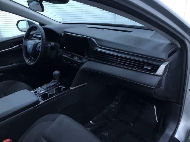 Thumbnail: 2025 Toyota Camry - 24