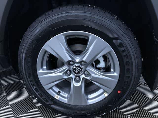 Thumbnail: 2025 Toyota RAV4 - 16