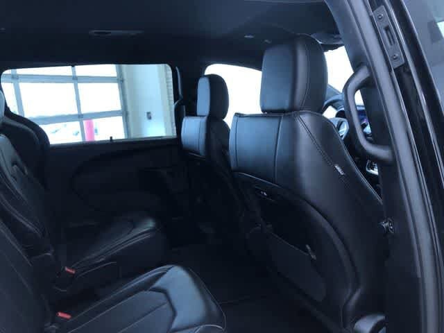 Thumbnail: 2025 Chrysler Pacifica - 22