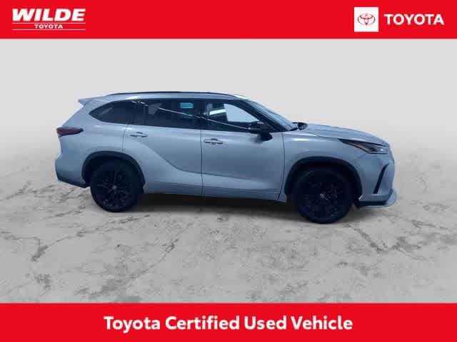 Thumbnail: 2025 Toyota Highlander - 2