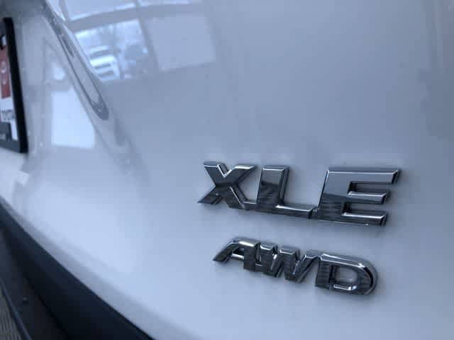 Thumbnail: 2025 Toyota RAV4 - 15