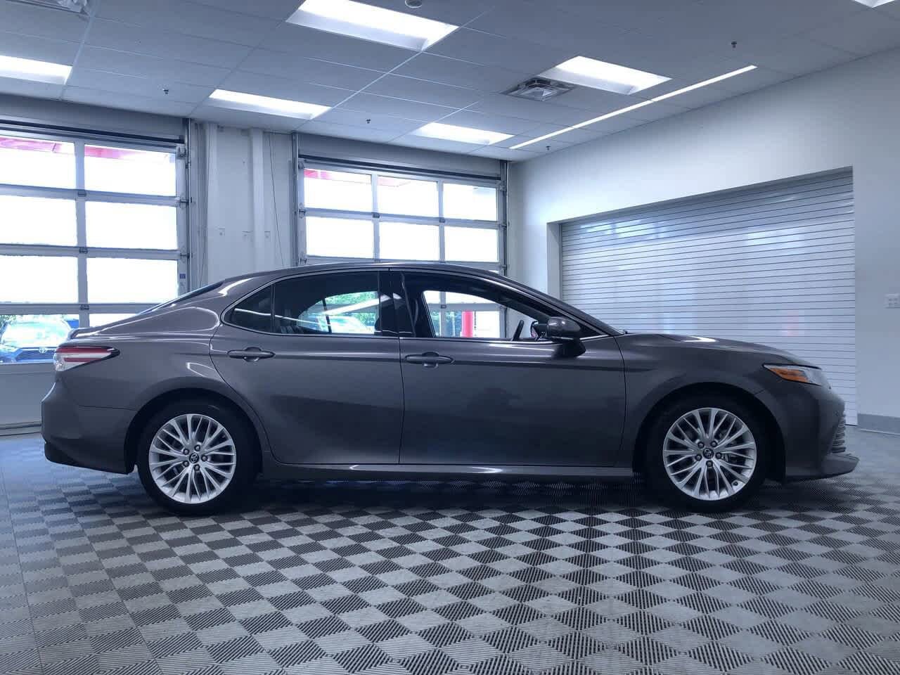 Thumbnail: 2018 Toyota Camry - 34