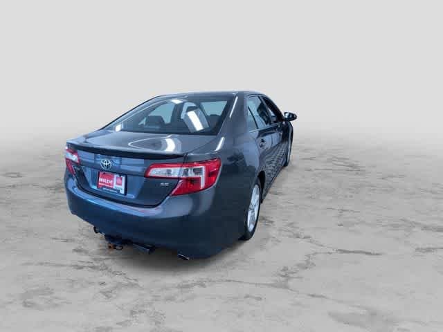 Thumbnail: 2012 Toyota Camry - 10