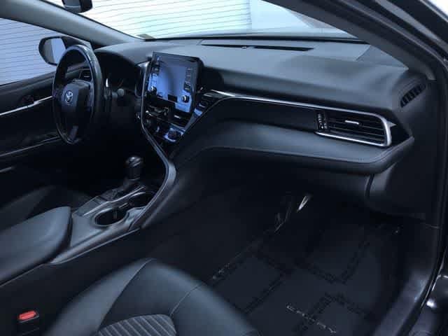 Thumbnail: 2023 Toyota Camry - 24