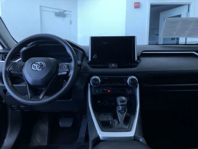 Thumbnail: 2024 Toyota RAV4 - 17