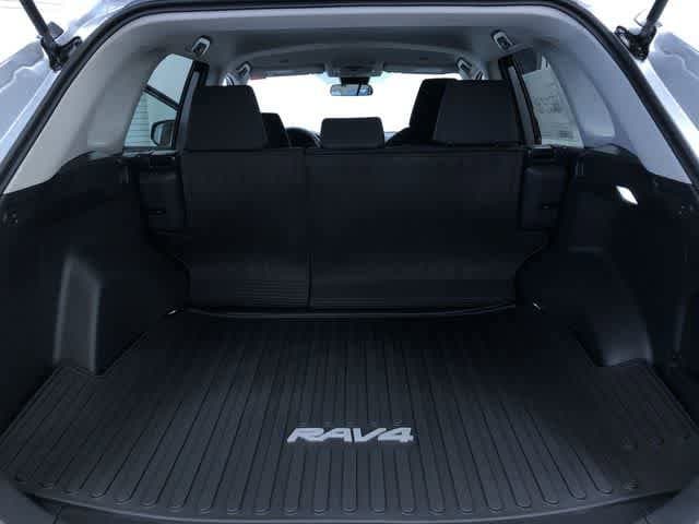 Thumbnail: 2025 Toyota RAV4 - 31