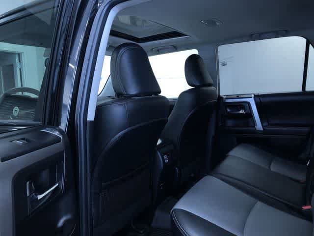 Thumbnail: 2017 Toyota 4Runner - 19