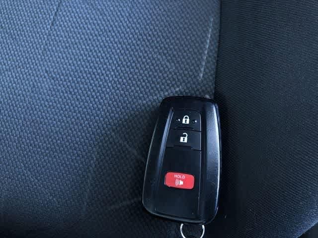 Thumbnail: 2024 Toyota RAV4 - 32